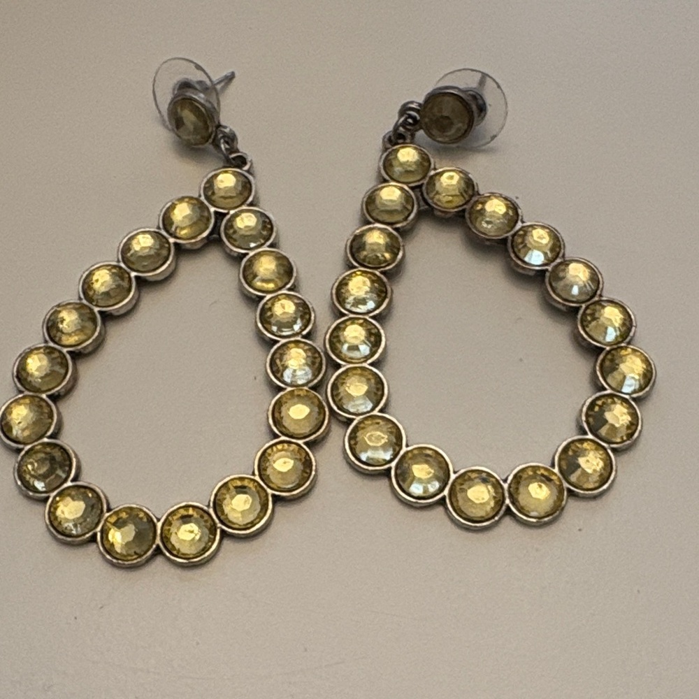 BECO Gold Rhinestone Teardrop Earrings